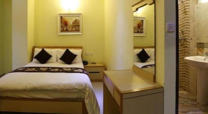 Mahadev Hotel Катманду Екстер'єр фото