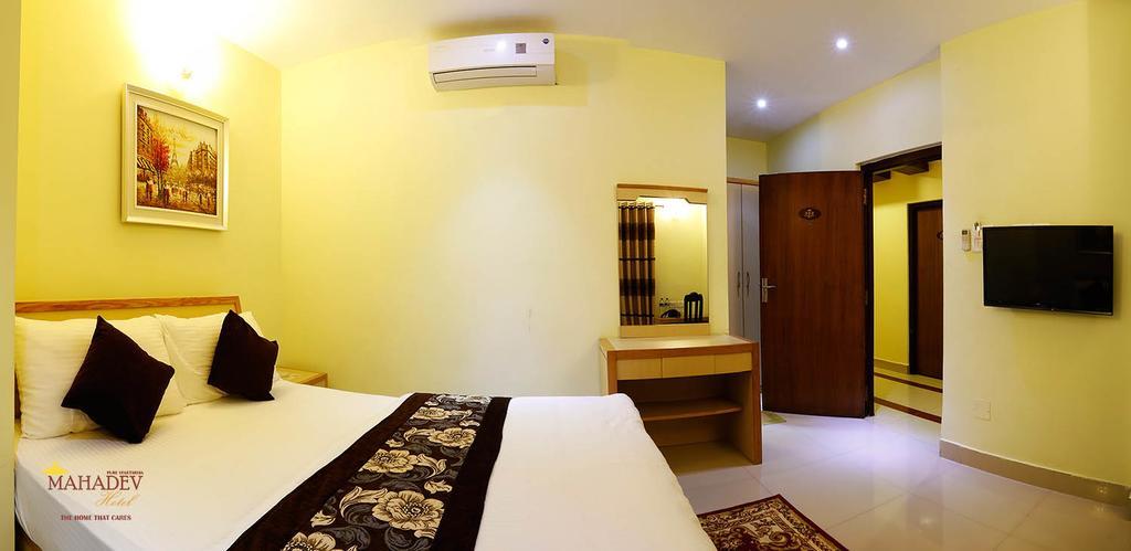 Mahadev Hotel Катманду Екстер'єр фото