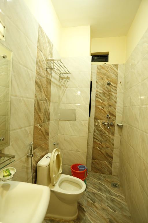 Mahadev Hotel Катманду Екстер'єр фото