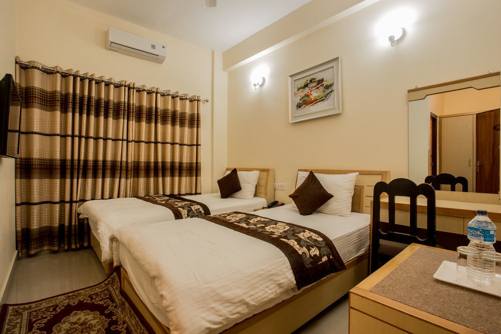 Mahadev Hotel Катманду Екстер'єр фото