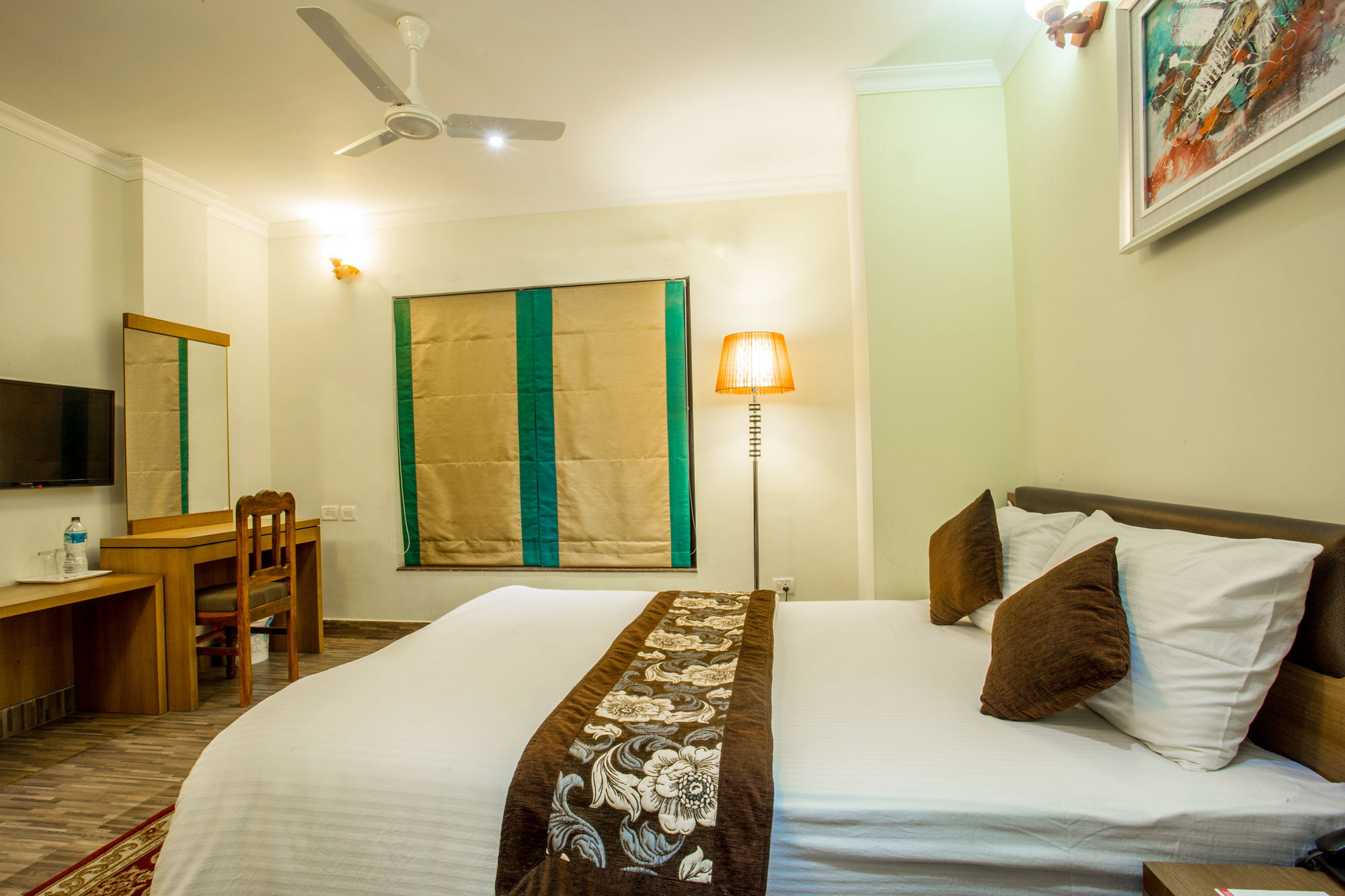 Mahadev Hotel Катманду Екстер'єр фото