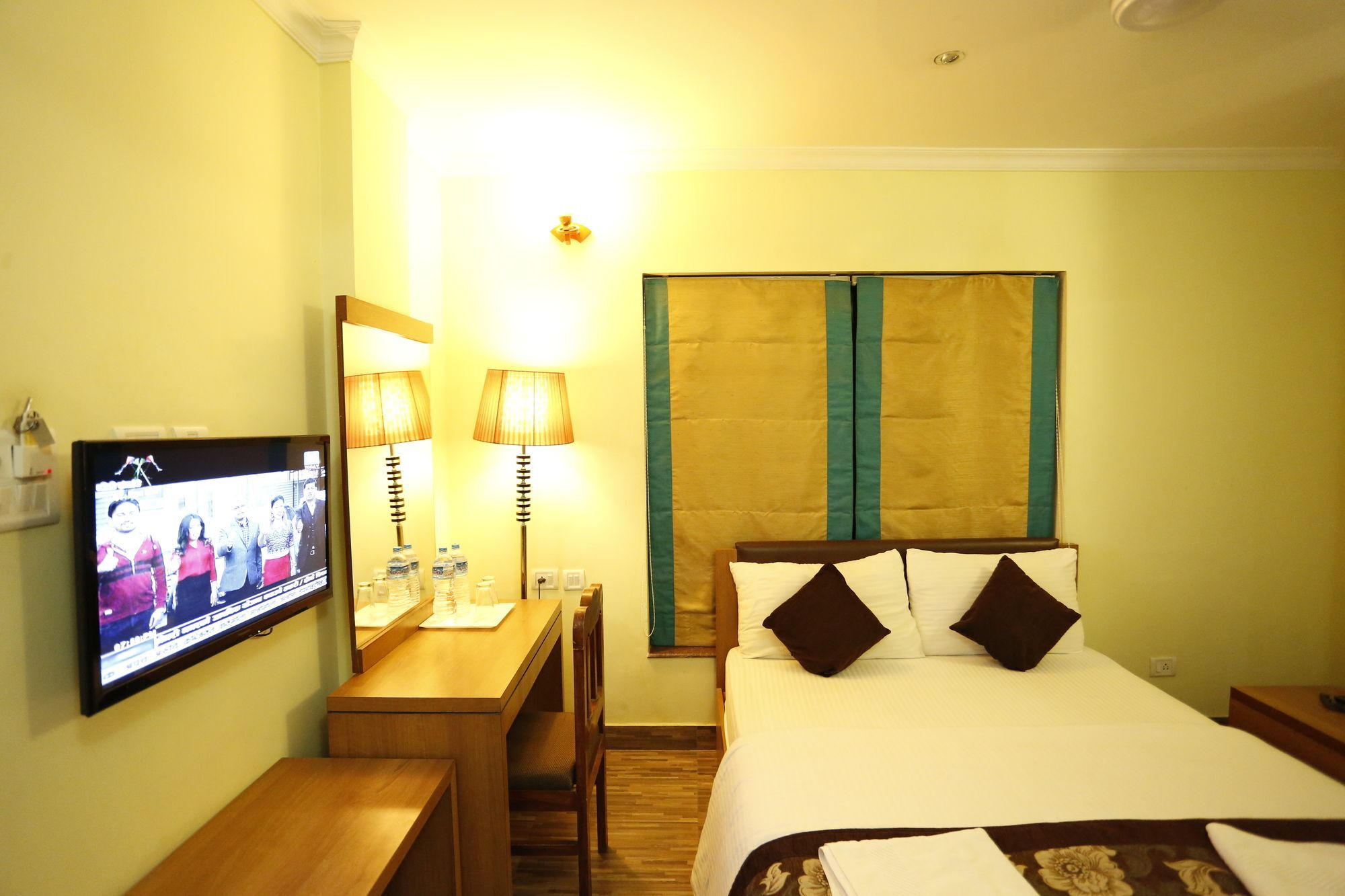 Mahadev Hotel Катманду Екстер'єр фото