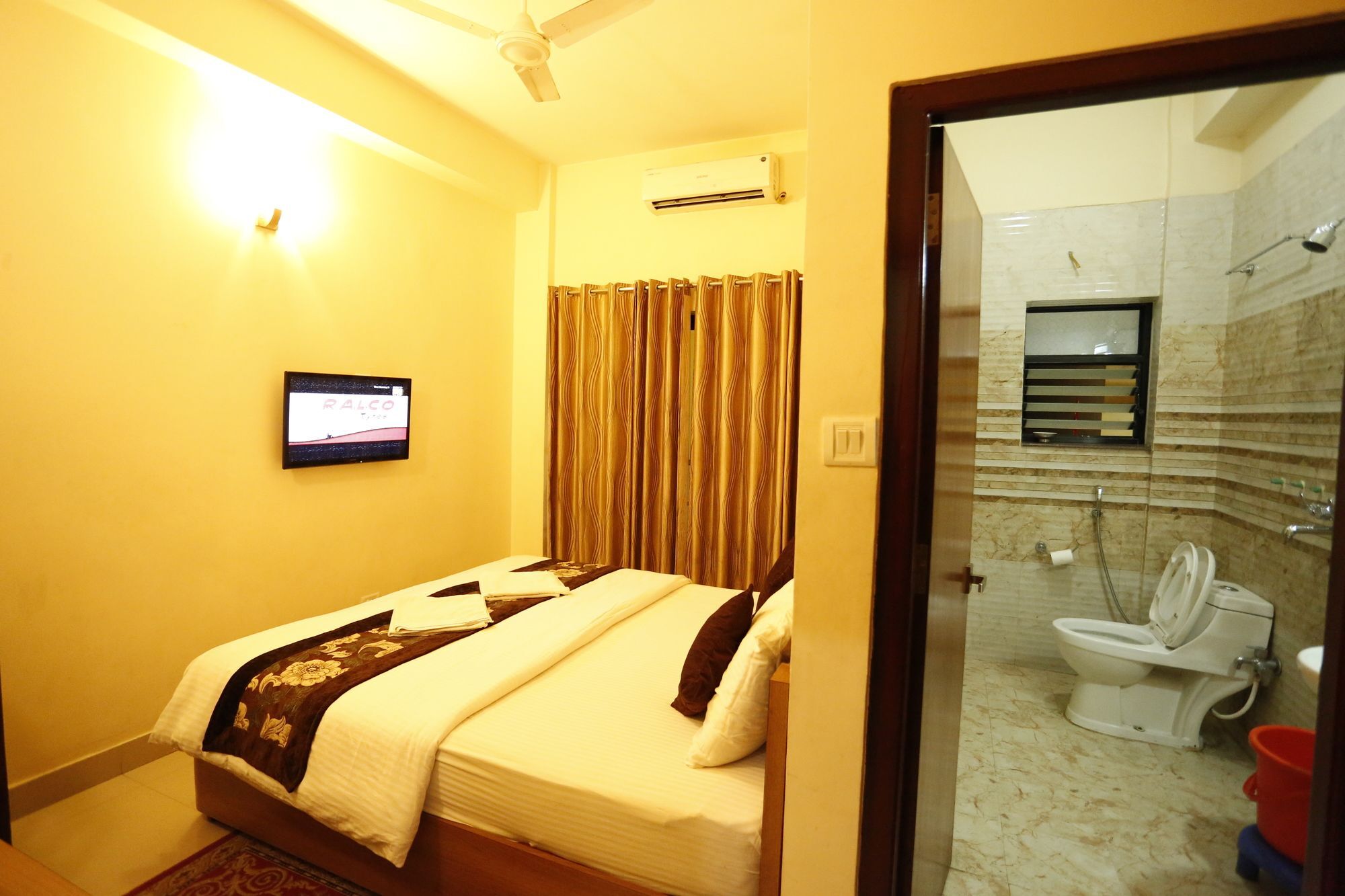 Mahadev Hotel Катманду Екстер'єр фото