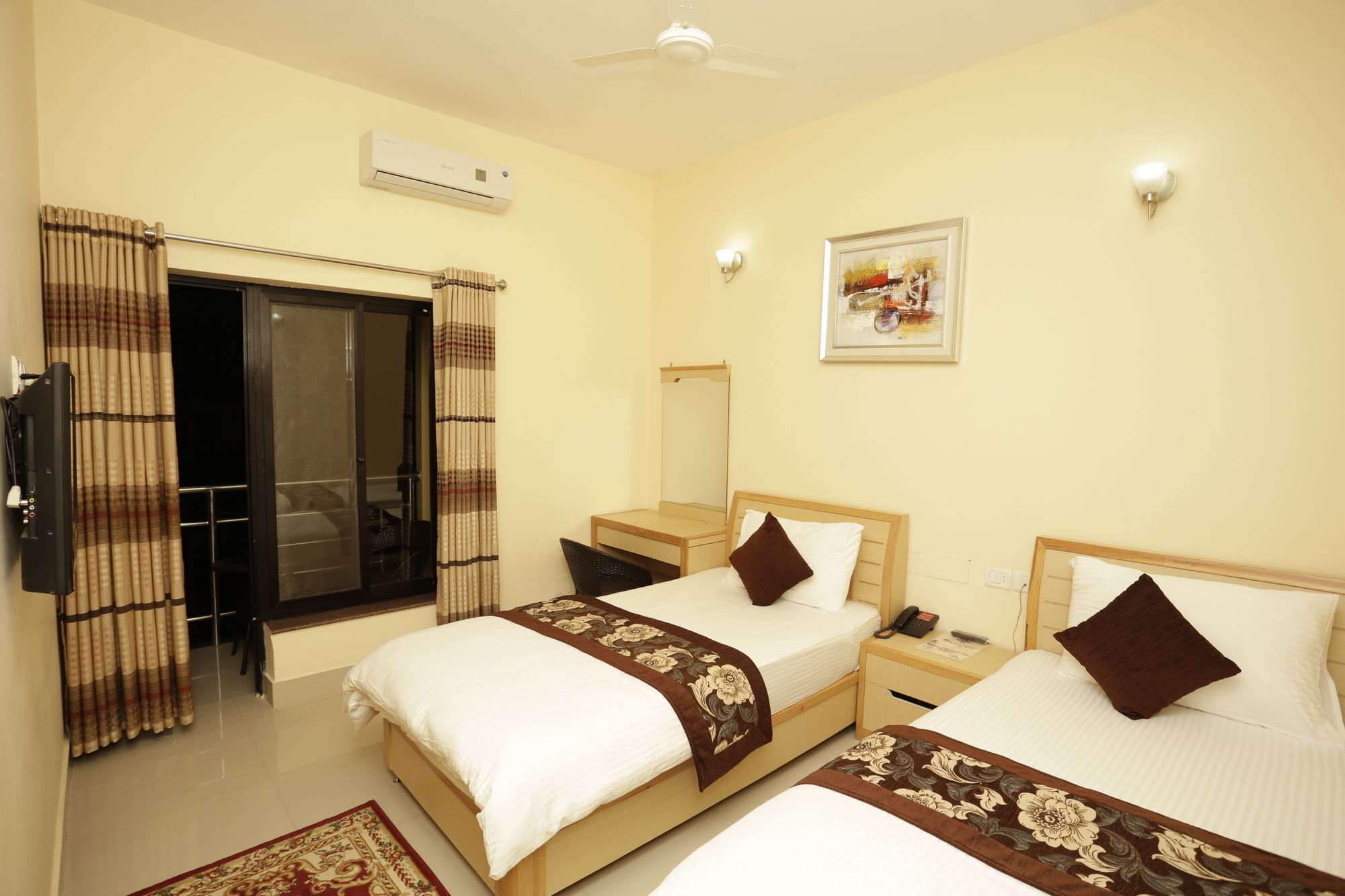 Mahadev Hotel Катманду Екстер'єр фото