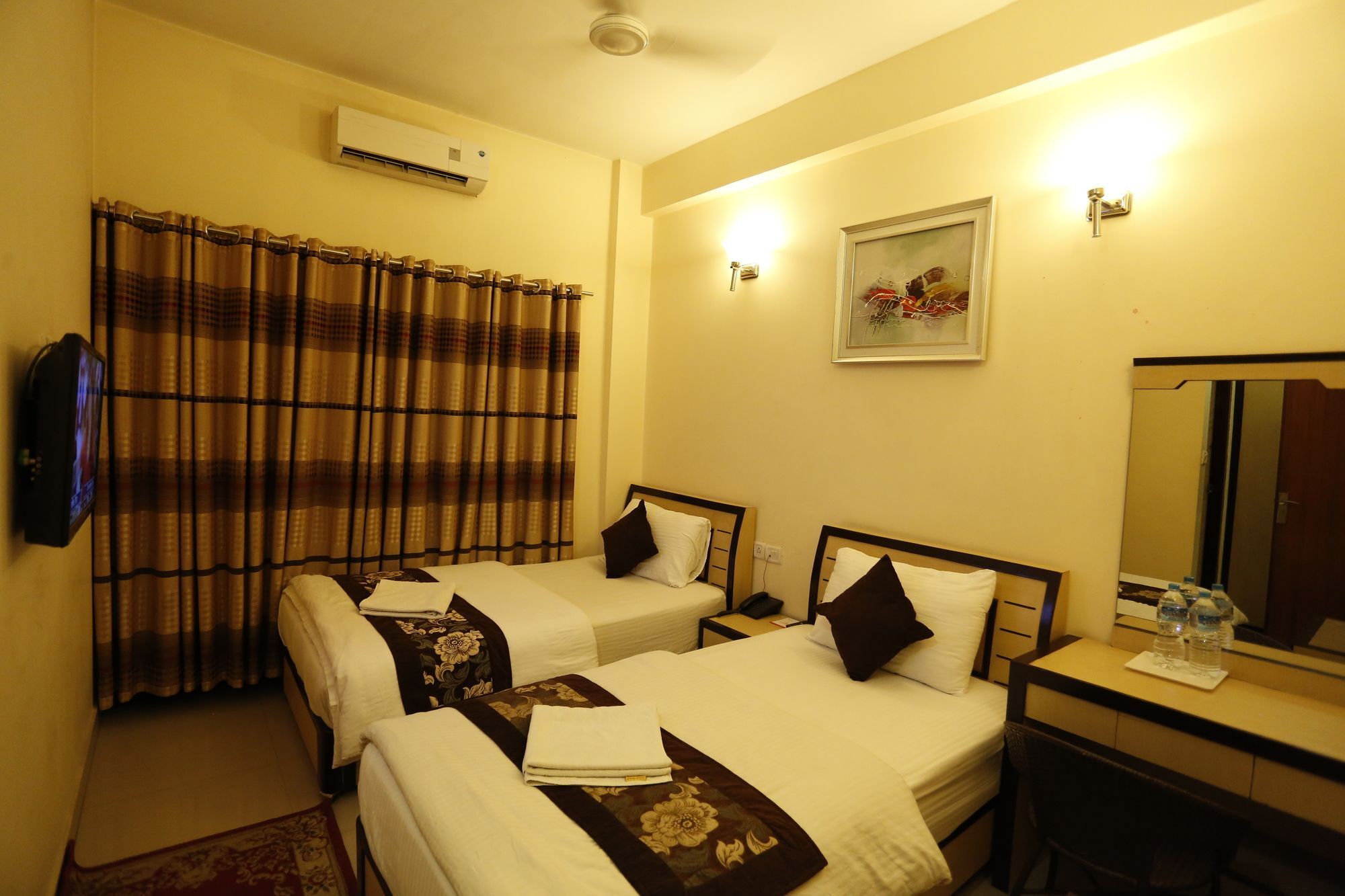Mahadev Hotel Катманду Екстер'єр фото